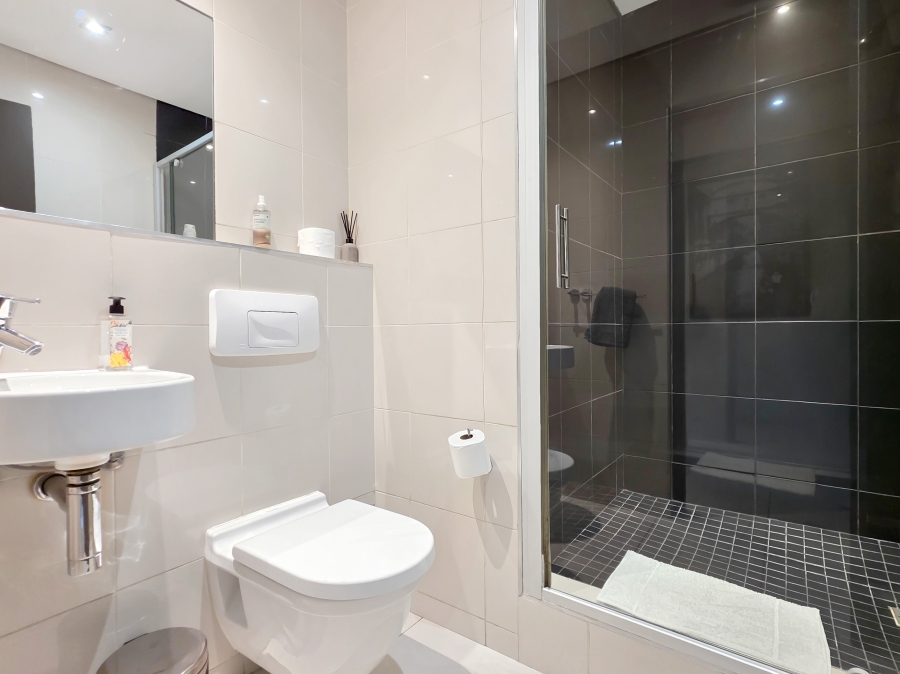 2 Bedroom Property for Sale in De Waterkant Western Cape